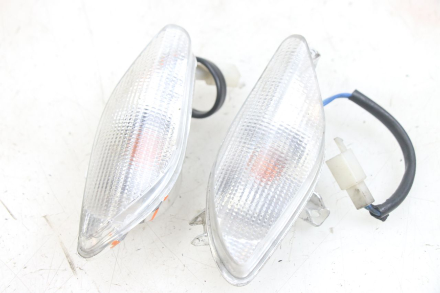 photo de FRONT TURN SIGNAL APRILIA SR 2T 50 (2012 - 2017)