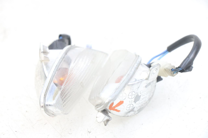 photo de FRONT TURN SIGNAL APRILIA SR 2T 50 (2012 - 2017)