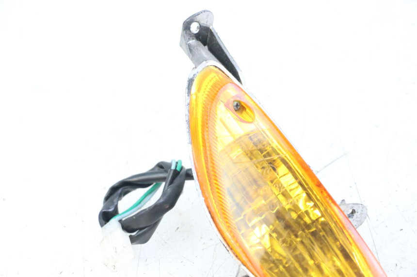 photo de FRONT TURN SIGNAL BAOTIAN TRAVEL SPIRIT 50 (2010 - 2012)