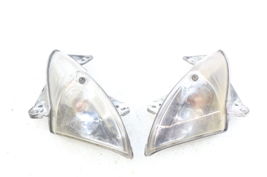 photo de FRONT TURN SIGNAL PEUGEOT CITYSTAR 125 (2011 - 2017)