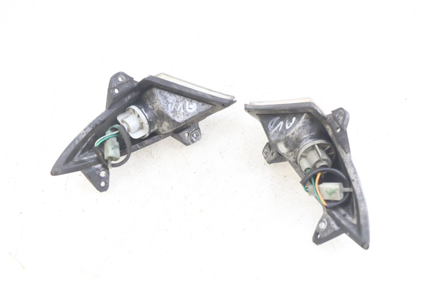 photo de FRONT TURN SIGNAL PEUGEOT CITYSTAR 125 (2011 - 2017)