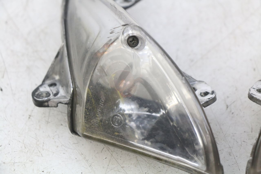 photo de FRONT TURN SIGNAL PEUGEOT CITYSTAR 125 (2011 - 2017)