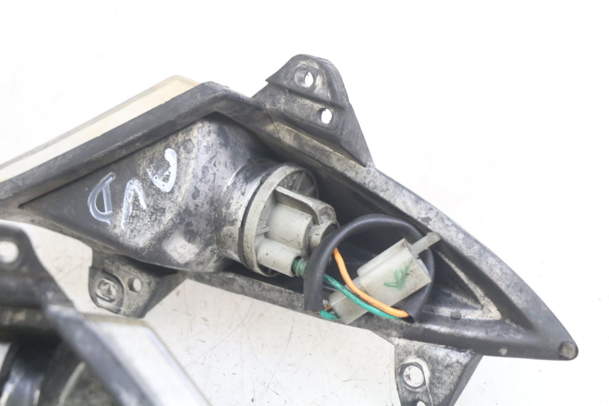 photo de FRONT TURN SIGNAL PEUGEOT CITYSTAR 125 (2011 - 2017)