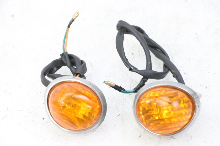 photo de FRONT TURN SIGNAL DAELIM BESBI 125 (2007 - 2008)
