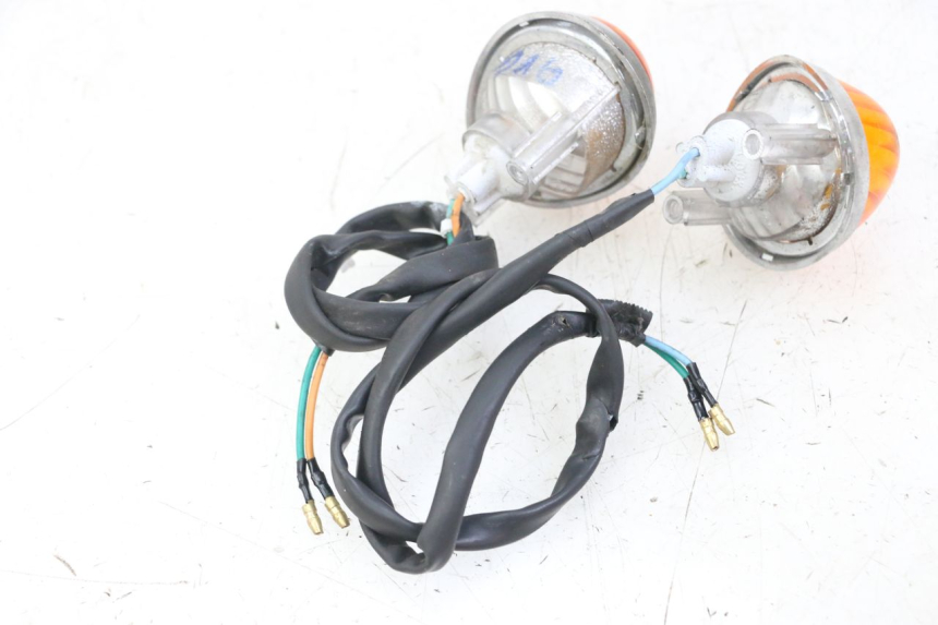 photo de FRONT TURN SIGNAL DAELIM BESBI 125 (2007 - 2008)