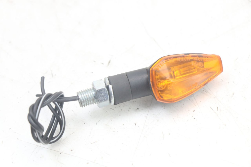 photo de FRONT TURN SIGNAL DERBI SENDA SM X-TREME 50 (2006 - 2010)