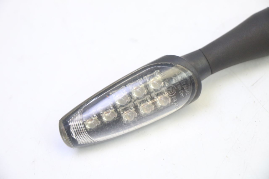 photo de FRONT RIGHT TURN SIGNAL QUADRO 4 4D 350 (2015 - 2018)