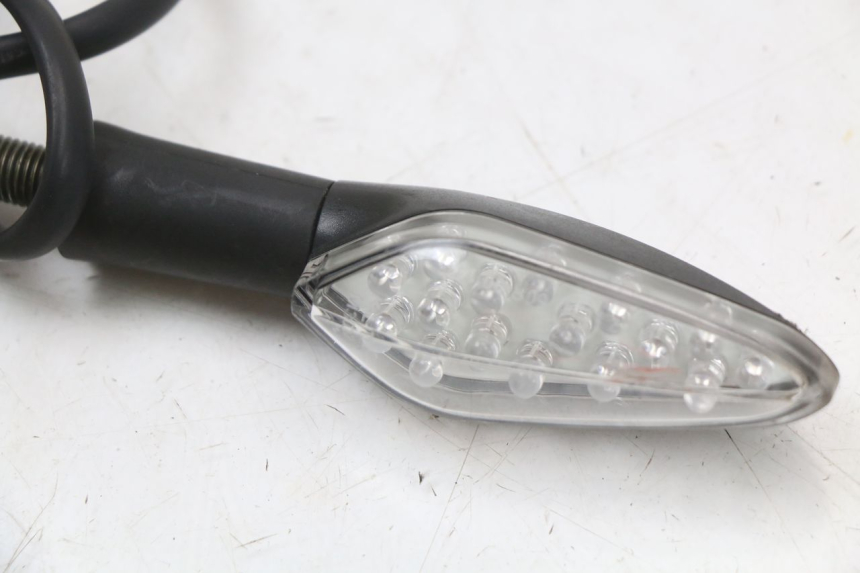 photo de FRONT RIGHT TURN SIGNAL E-MAX 80L 1 (2011 - 2014)