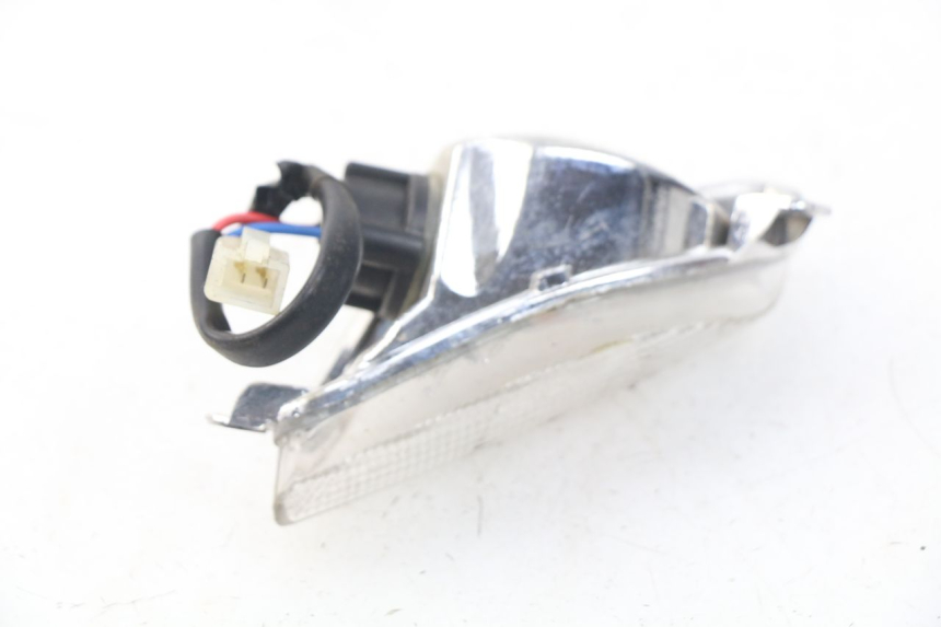 photo de RIGHT FRONT TURN SIGNAL APRILIA SR 2T 50 (2012 - 2017)