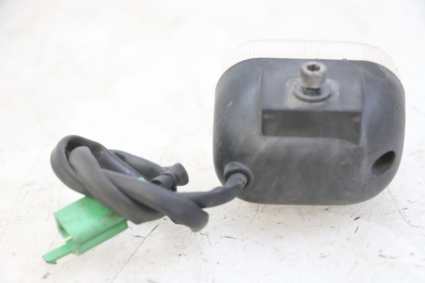photo de FRONT RIGHT TURN SIGNAL MBK BOOSTER SPIRIT NAKED 50 (2004 - 2017)