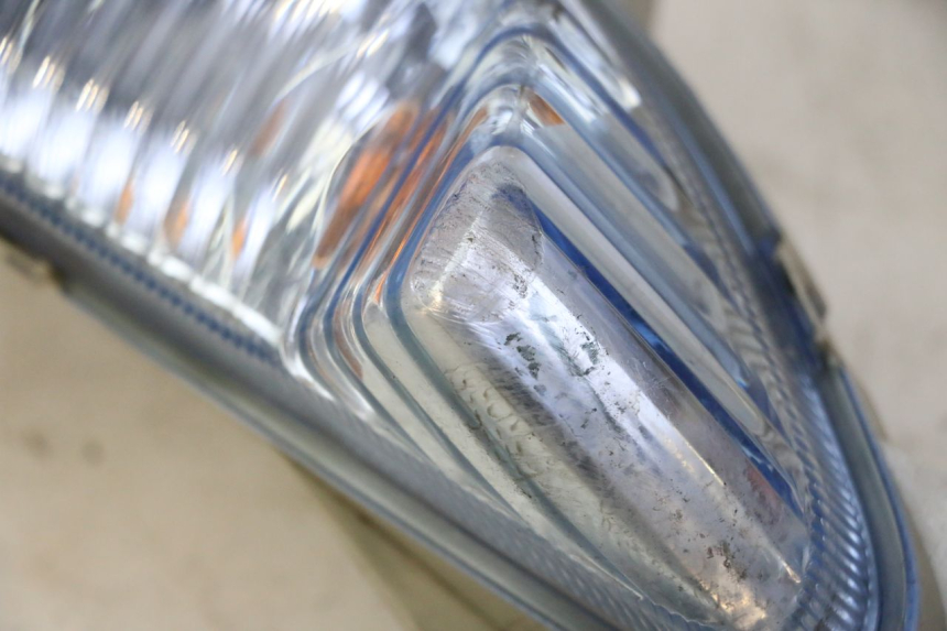 photo de RIGHT FRONT TURN SIGNAL SUZUKI BURGMAN 125 (2007 - 2014)