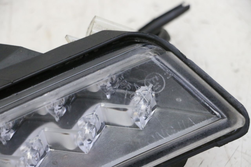 photo de FRONT RIGHT TURN SIGNAL ORCAL CAVARO 4T 50 (2019 - 2023)