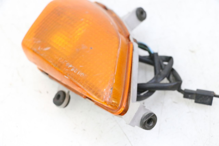 photo de FRONT RIGHT TURN SIGNAL HONDA CBR F SC25 1000 (1989 - 1992)