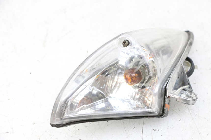 photo de RIGHT FRONT TURN SIGNAL PEUGEOT CITYSTAR 50 (2013 - 2017)