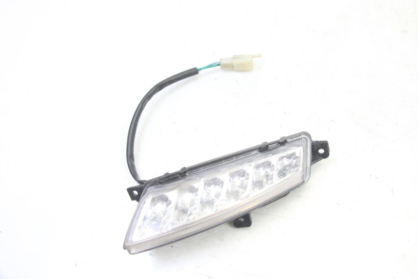 photo de FRONT RIGHT TURN SIGNAL VENESI FLY RETRO 4T 50 (2020 - 2025)
