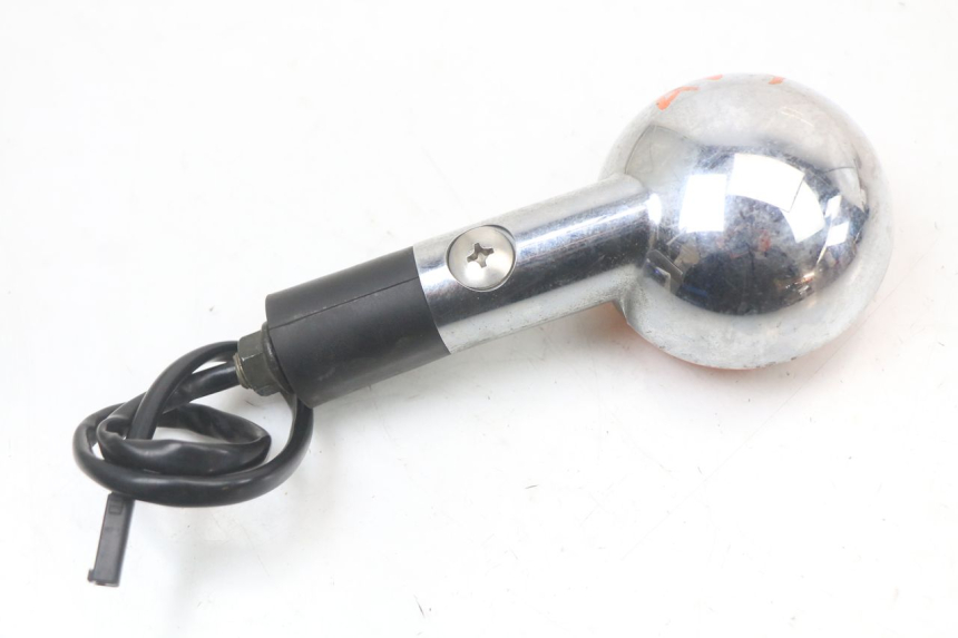 photo de FRONT RIGHT TURN SIGNAL SUZUKI GZ MARAUDER 125 (1998 - 2004)