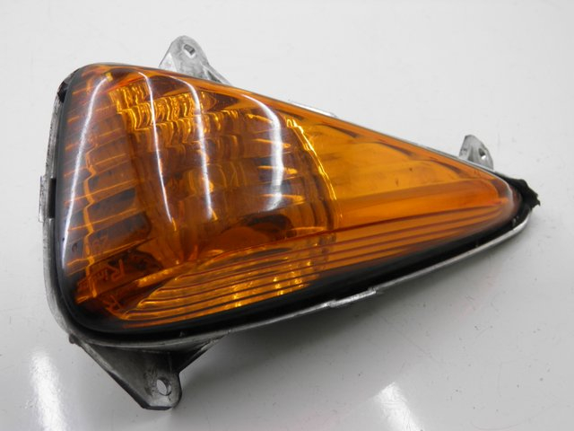 photo de FRONT RIGHT TURN SIGNAL HONDA CBF S ABS 600 (2004 - 2007)