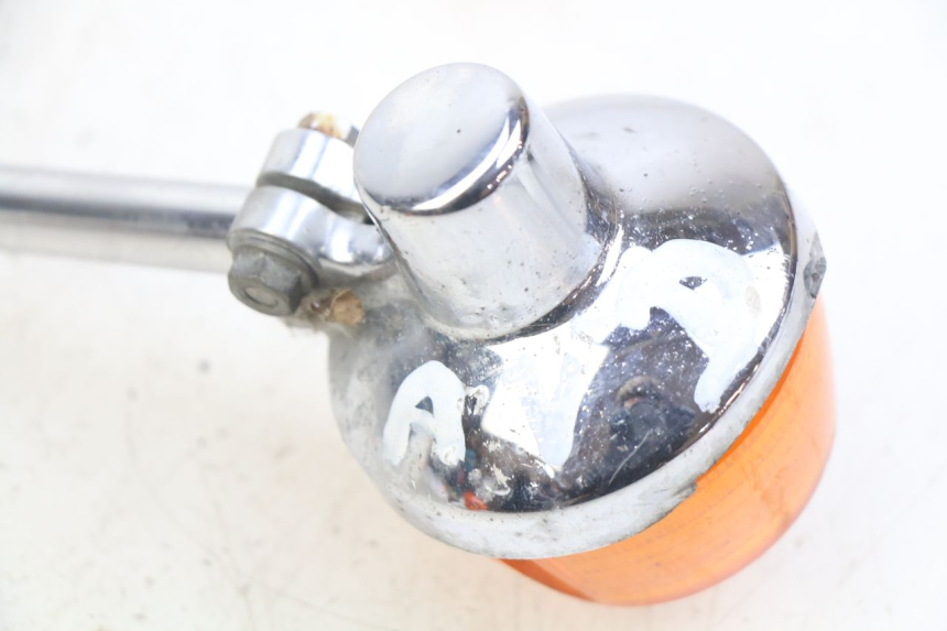 photo de RIGHT FRONT TURN SIGNAL HONDA CM 125 (1983 - 2003)