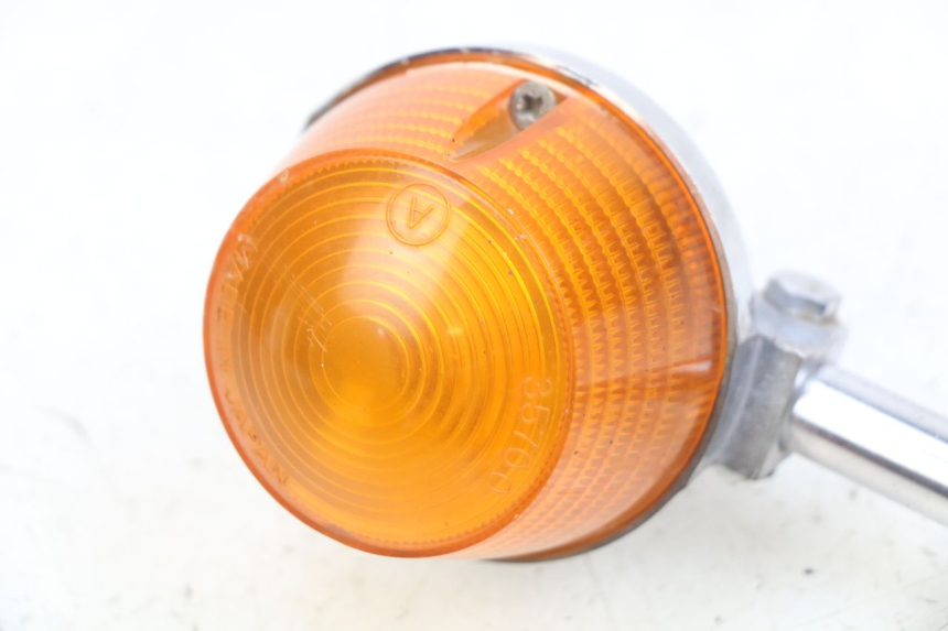 photo de RIGHT FRONT TURN SIGNAL HONDA CM 125 (1983 - 2003)