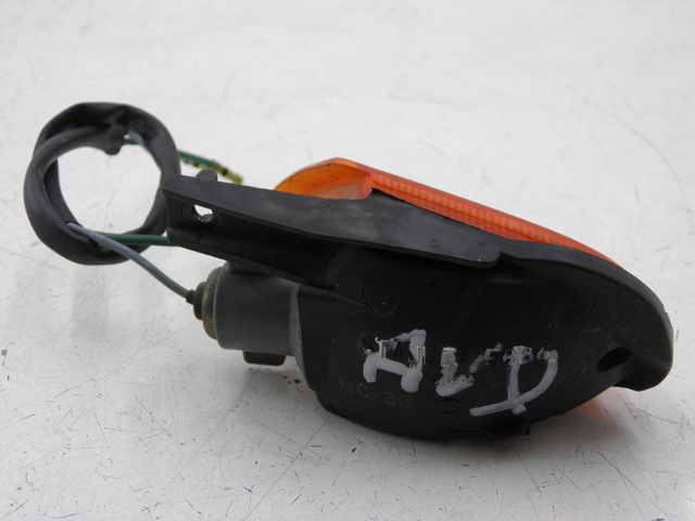 photo de FRONT RIGHT TURN SIGNAL HONDA NH VISION 50 (1985 - 1994)