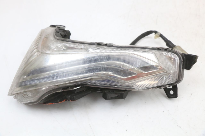 photo de FRONT RIGHT TURN SIGNAL HONDA SH ABS 125 (2012 - 2017)