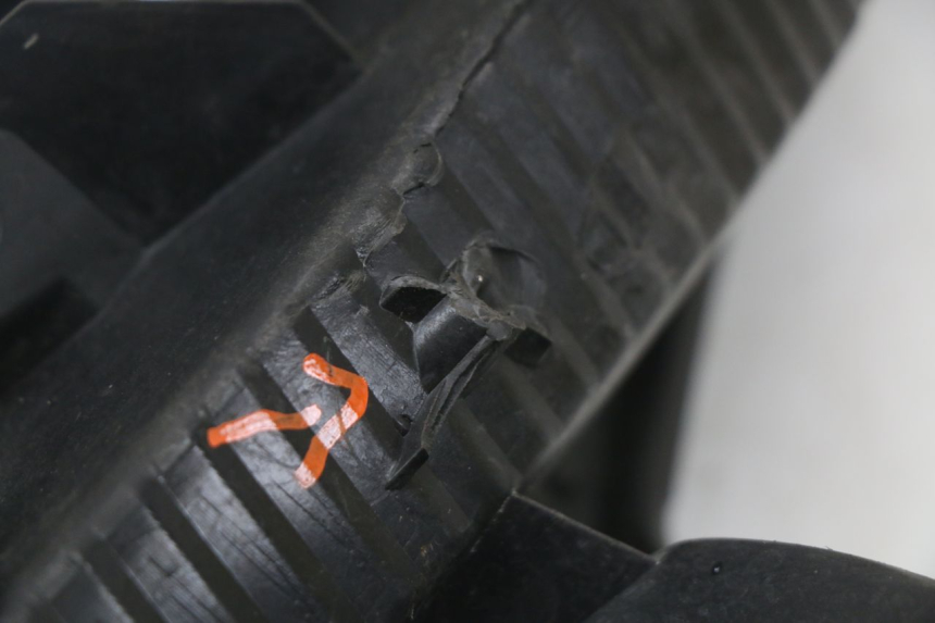 photo de FRONT RIGHT TURN SIGNAL HONDA SH ABS 125 (2012 - 2017)