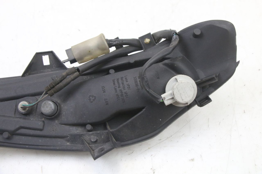 photo de FRONT RIGHT TURN SIGNAL HONDA SH i 300 (2015 - 2020)