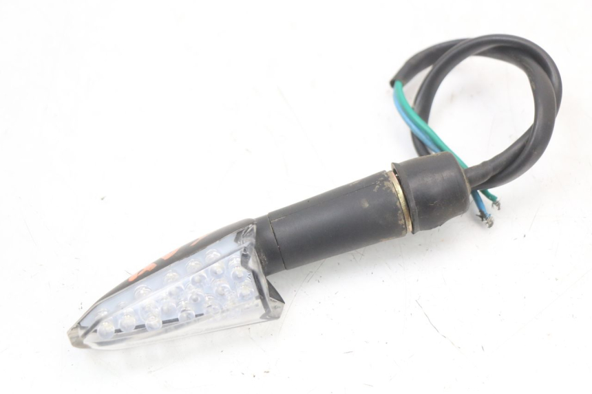photo de FRONT RIGHT TURN SIGNAL HYTRACK HY S 4X4 410 (2013 - 2016)
