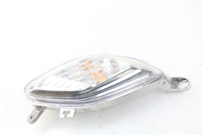 photo de FRONT RIGHT TURN SIGNAL JM MOTORS SANTANA 50 (2014 - 2020)