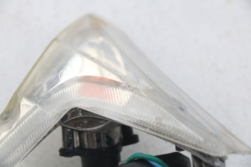 photo de FRONT RIGHT TURN SIGNAL JONWAY GTX 2T 50 (2014 - 2020)