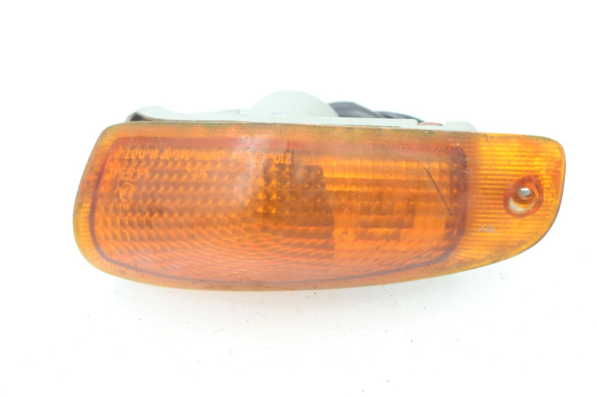 photo de FRONT RIGHT TURN SIGNAL KAWASAKI ZZR 600 (1995 - 2004)