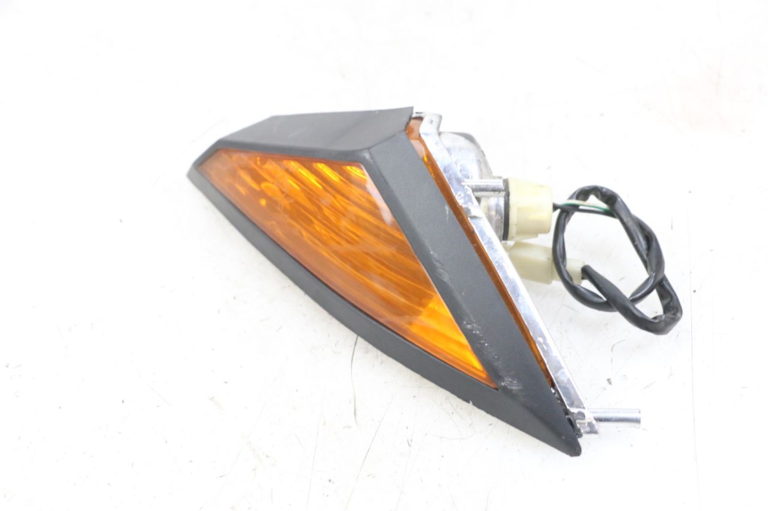 photo de RIGHT FRONT TURN SIGNAL KEEWAY RY6 2T 50 (2011 - 2019)