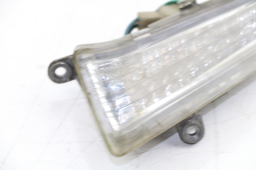 photo de FRONT RIGHT TURN SIGNAL KYMCO PEOPLE S 125 (2000 - 2008)