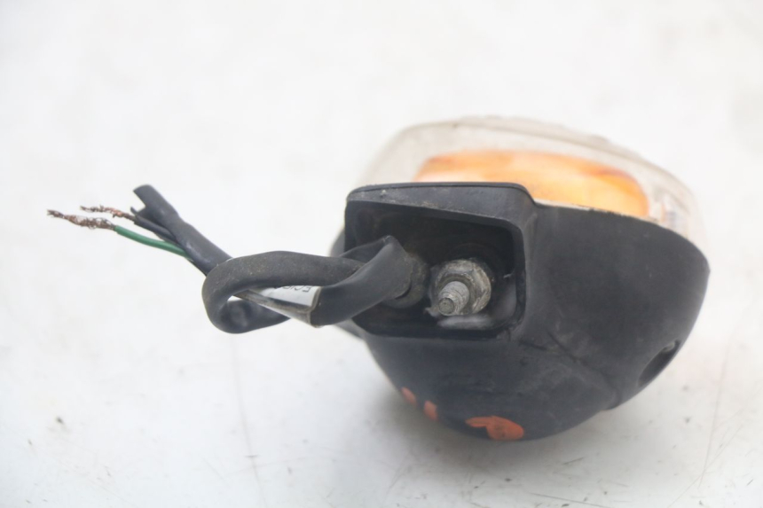 photo de RIGHT FRONT TURN SIGNAL MBK BOOSTER SPIRIT 50 (2004 - 2017)