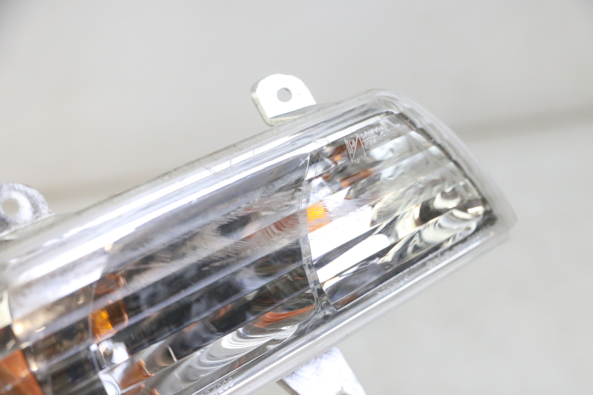 photo de FRONT RIGHT TURN SIGNAL GILERA NEXUS 125 (2009 - 2013)
