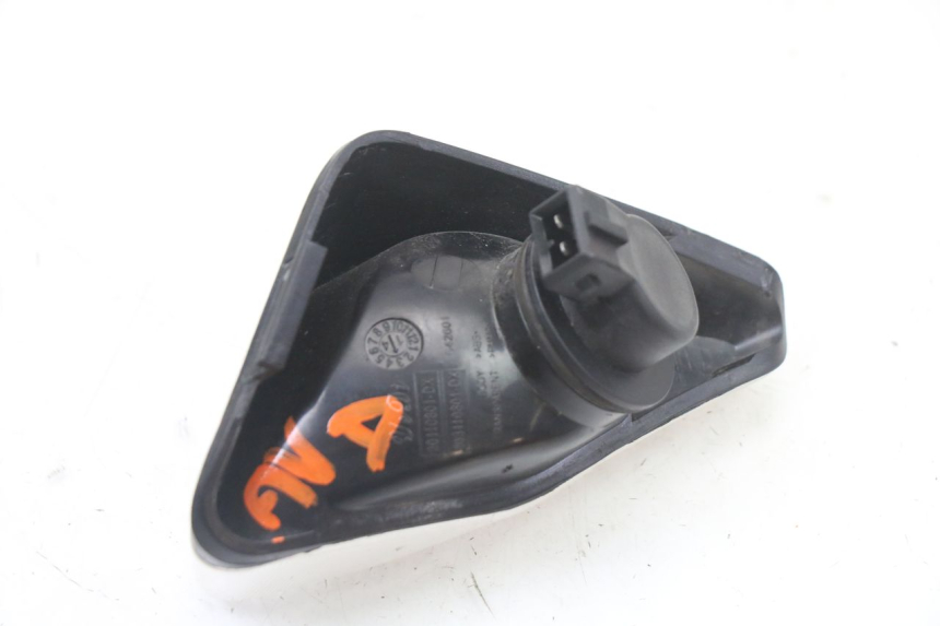 photo de FRONT RIGHT TURN SIGNAL PIAGGIO NRG POWER PUREJET 50 (2018 - 2021)