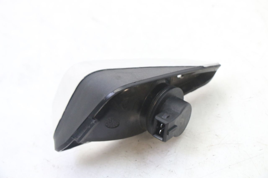 photo de FRONT RIGHT TURN SIGNAL PIAGGIO NRG POWER PUREJET 50 (2018 - 2021)