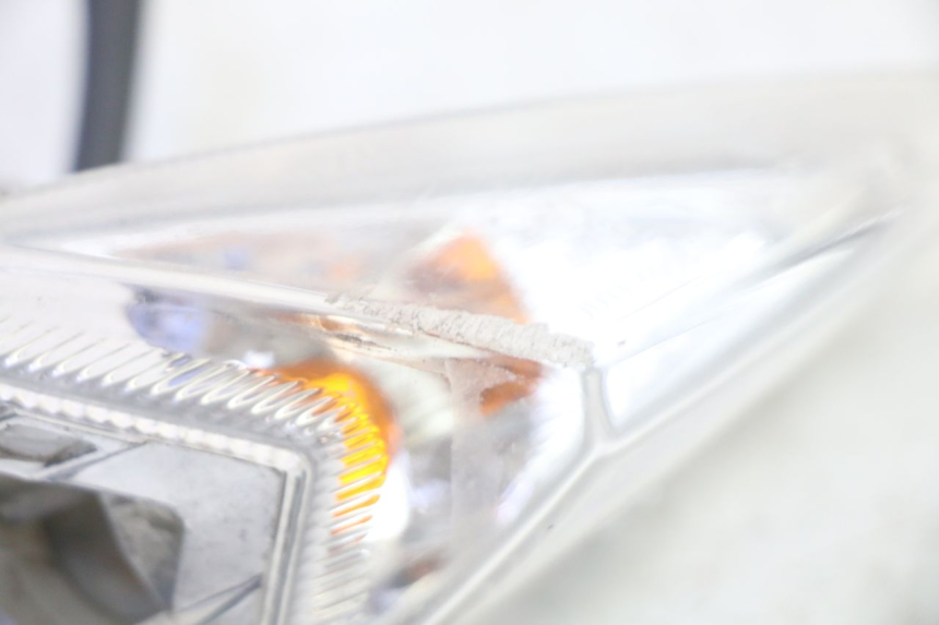 photo de FRONT RIGHT TURN SIGNAL SYM ORBIT III 3 4T 50 (2021 - 2025) - Technical close-up