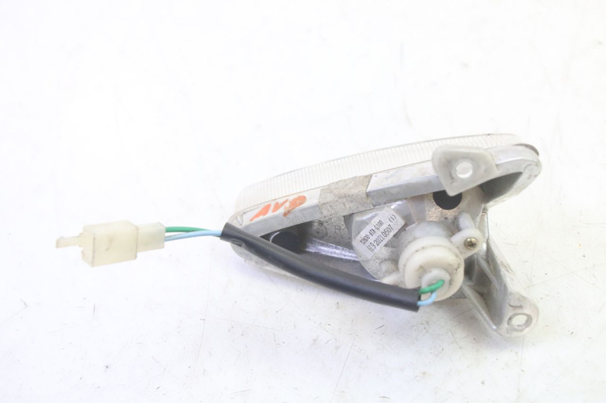 photo de FRONT RIGHT TURN SIGNAL SYM ORBIT III 3 4T 50 (2021 - 2025) - Fixing points details