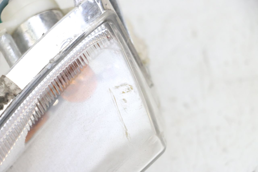 photo de RIGHT FRONT TURN SIGNAL SYM ORBIT III 3 4T 50 (2018 - 2021) - Zoom on usage condition