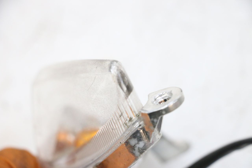 photo de RIGHT FRONT TURN SIGNAL SYM ORBIT III 3 4T 50 (2018 - 2021) - Alternative perspective