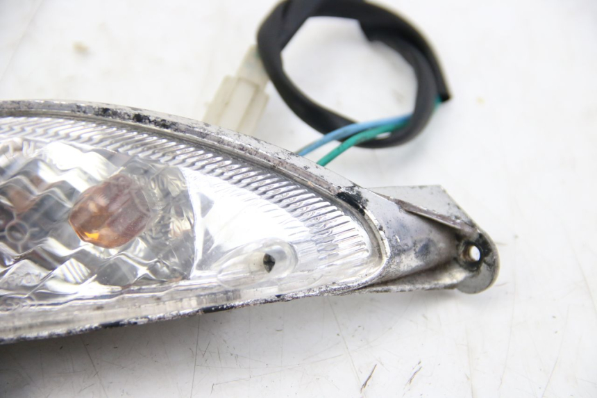 photo de RIGHT FRONT TURN SIGNAL PEUGEOT V-CLIC VCLIC 50 (2007 - 2013)