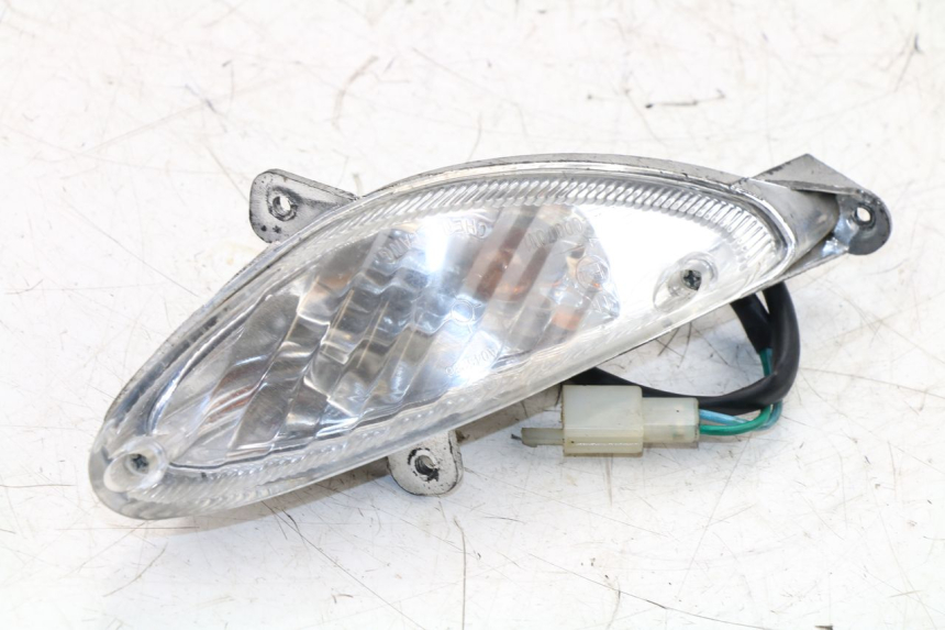 photo de RIGHT FRONT TURN SIGNAL PEUGEOT V-CLIC VCLIC 50 (2007 - 2013)