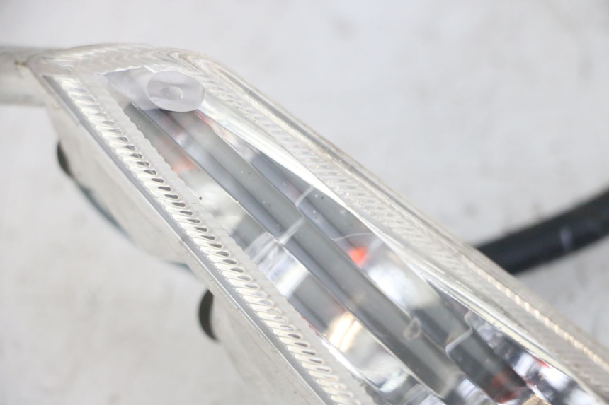 photo de FRONT RIGHT TURN SIGNAL PEUGEOT VIVACITY 125 (2010 - 2017)