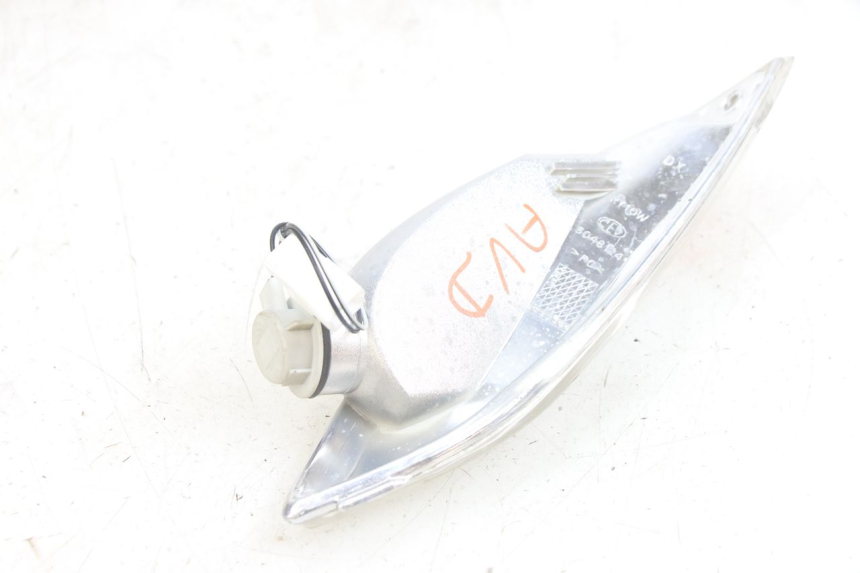 photo de RIGHT FRONT TURN SIGNAL PIAGGIO FLY 125 (2005 - 2012)