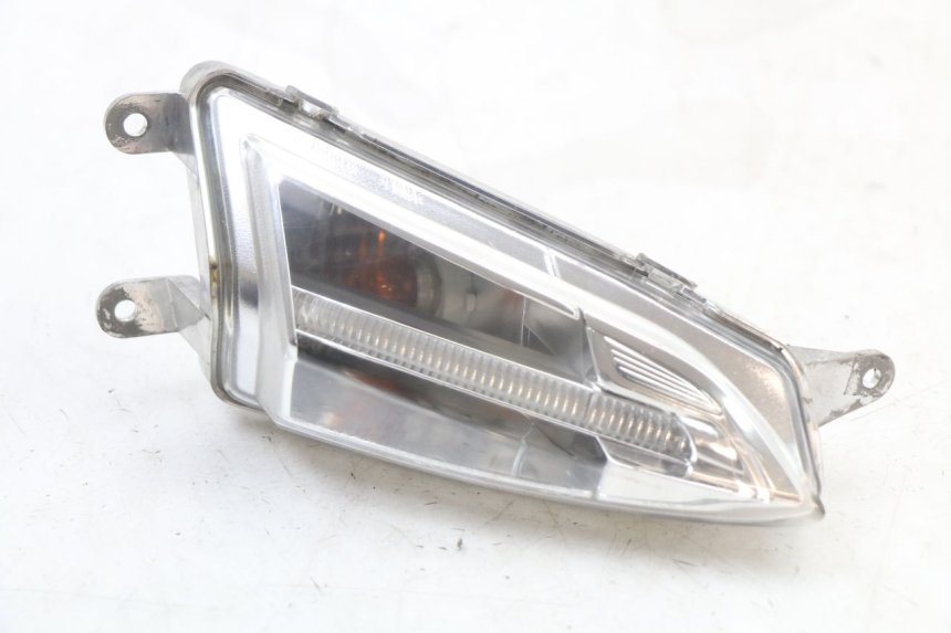 photo de FRONT RIGHT TURN SIGNAL PIAGGIO LIBERTY IGET 4T 50 (2021 - 2025)