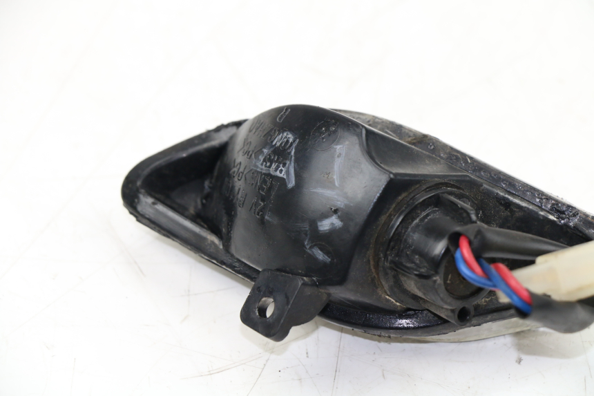 photo de FRONT RIGHT TURN SIGNAL PIAGGIO TYPHOON 50 (2010 - 2012)