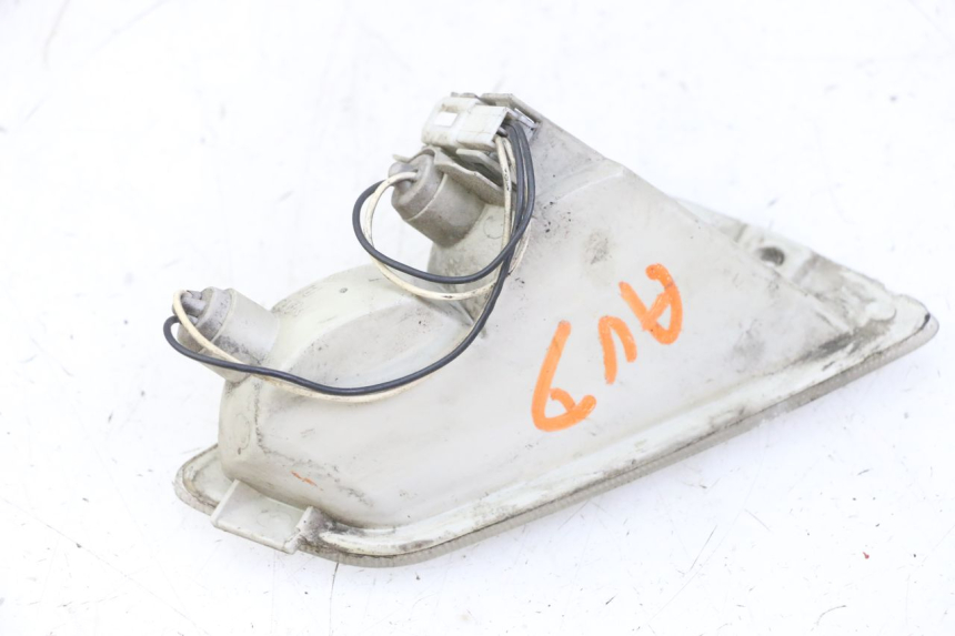 photo de FRONT RIGHT TURN SIGNAL PIAGGIO VESPA GRANTURISMO 200 (2004 - 2005)