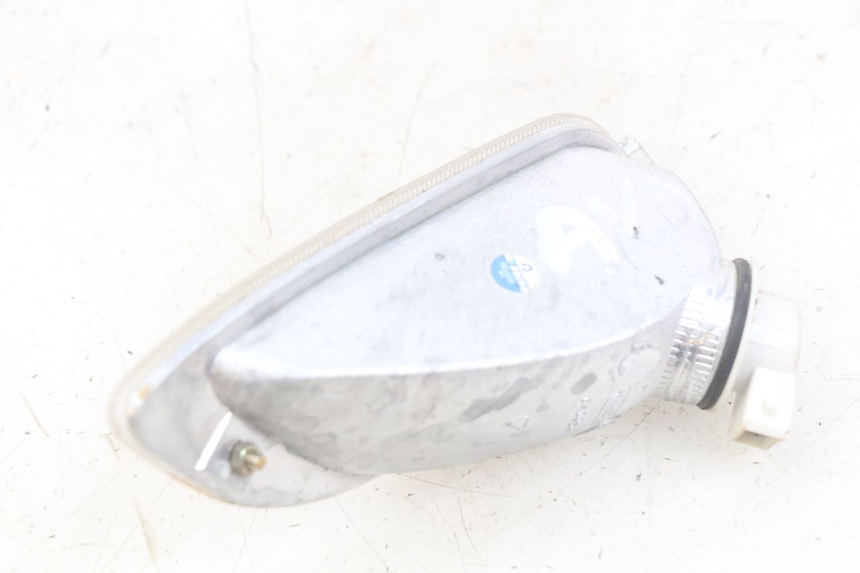 photo de RIGHT FRONT TURN SIGNAL PIAGGIO VESPA S 2T 50 (2007 - 2014)