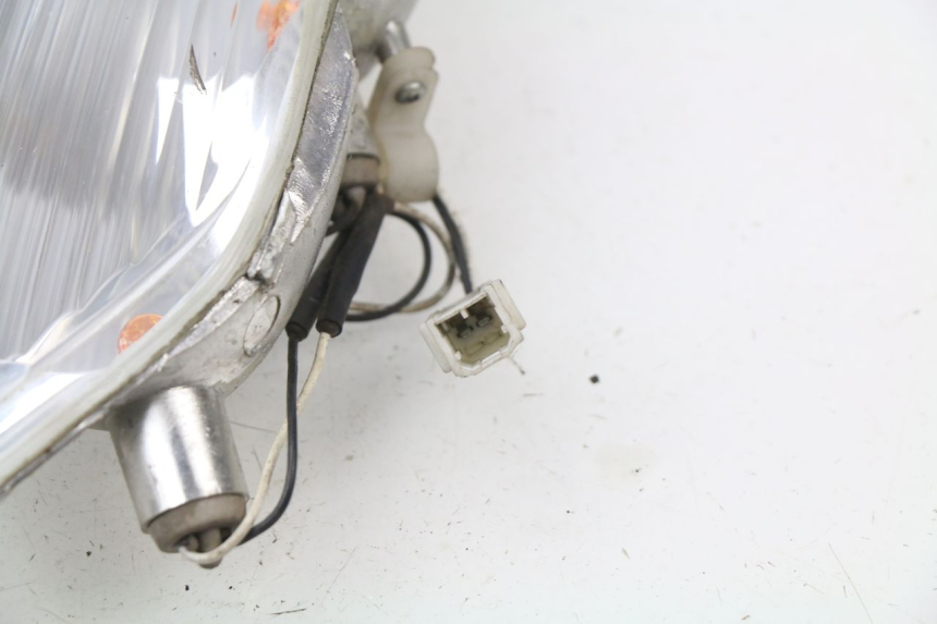 photo de RIGHT FRONT TURN SIGNAL PIAGGIO X8 125 (2004 - 2007)